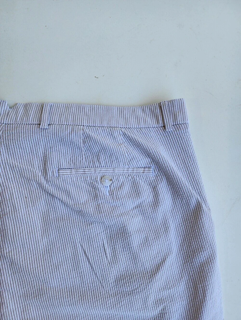 Daniel Cremieux Men’s White Beige Striped Bermuda Comfort Stretch Shorts Sz 40